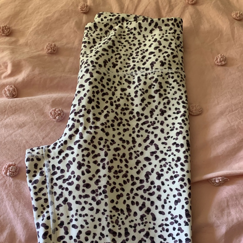 Black and brown polkadot/leopard leggings
